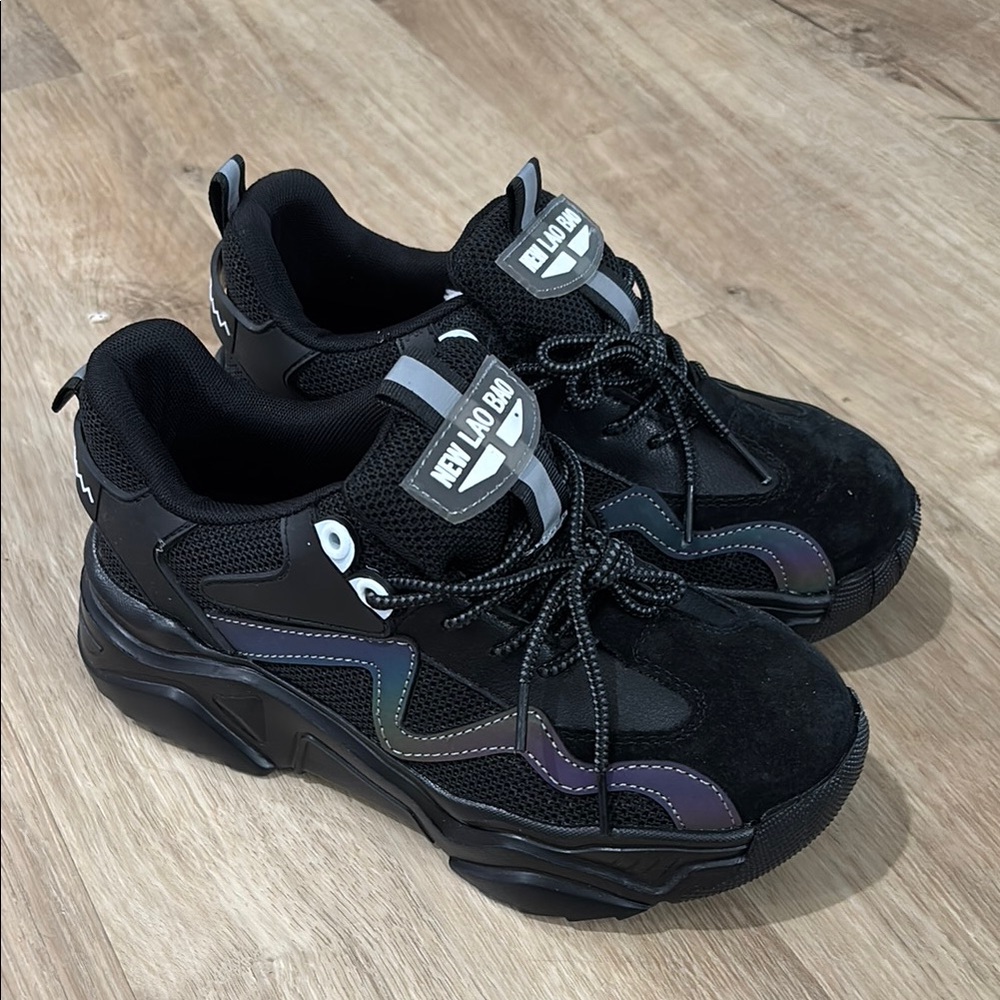 NEW Women’s Ruivina Steel Toe Work Sneakers